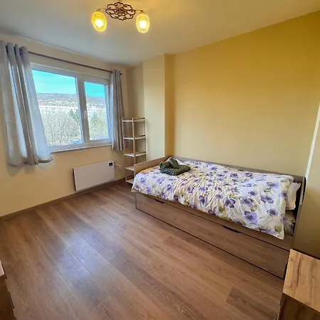 Lejlighed Spacious 3 Bedroom - Laveli