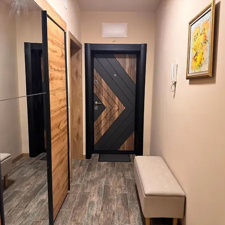 Lejlighed Spacious 3 Bedroom - Laveli