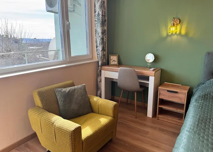 Spacious 3 Bedroom - Laveli 公寓 瓦爾納